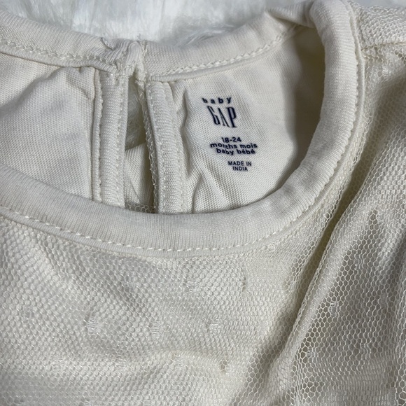 3/$20 ❤️ GAP Ivory Yoke Detail Top with Bodysuit US 18-24M - Picture 4 of 4